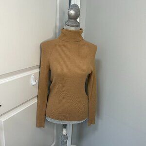Banana Republic Women's Ribbed Turtleneck Sweater Size M Camel NWOT